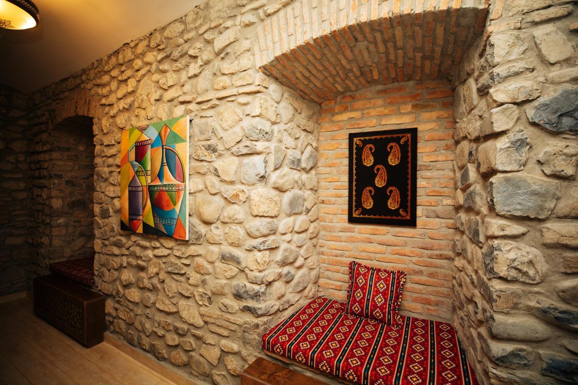 Art Hotel By Abad Guest Шекі Екстер'єр фото